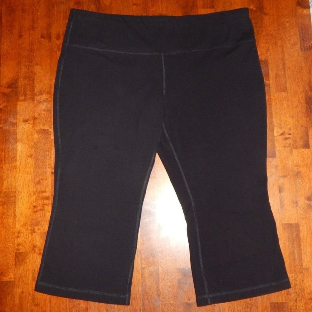 Athletic Works DriWorks Athletic Capri Pants